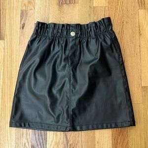 Girl H&M Black faux leather skirt (size 12)